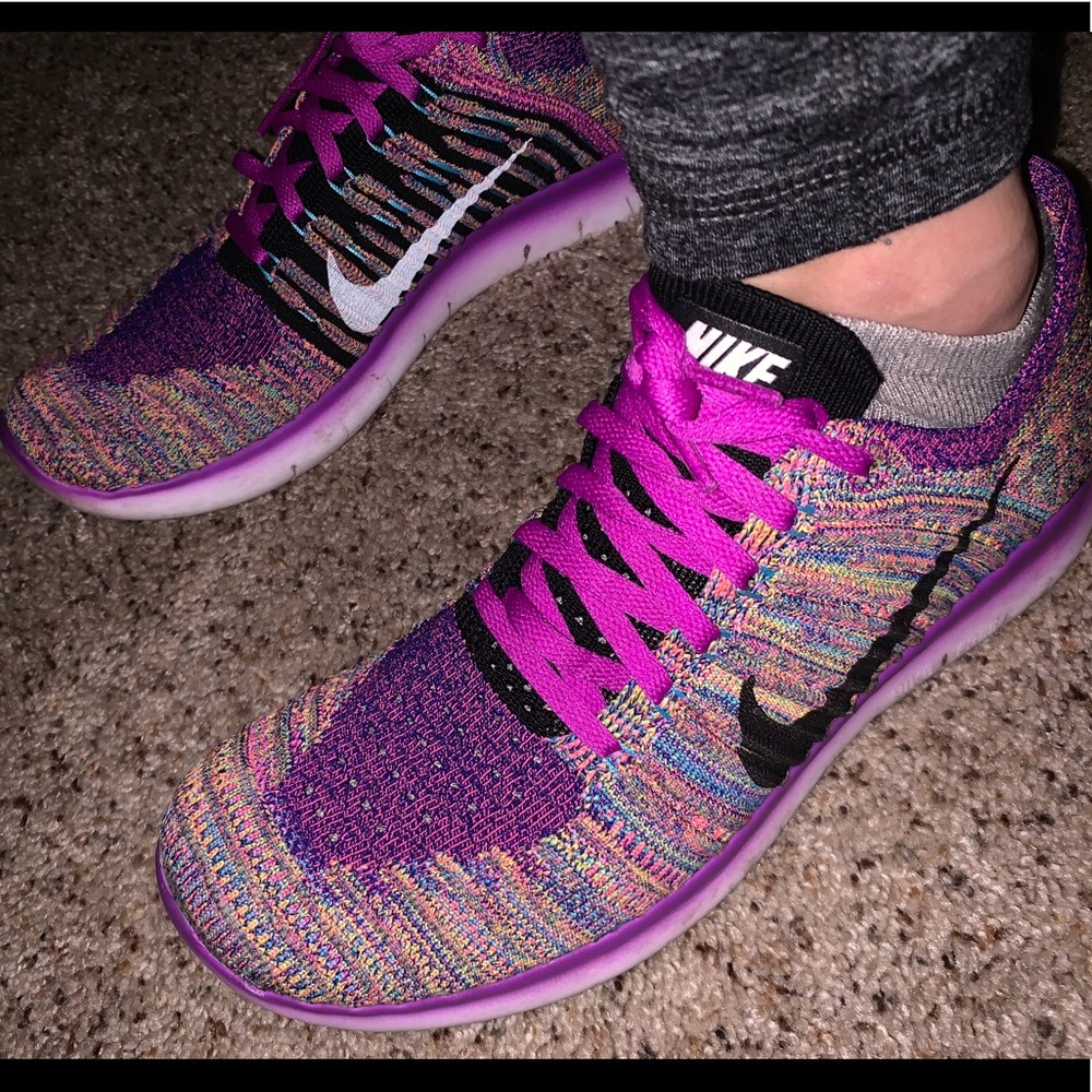 Women’s Nike shoes